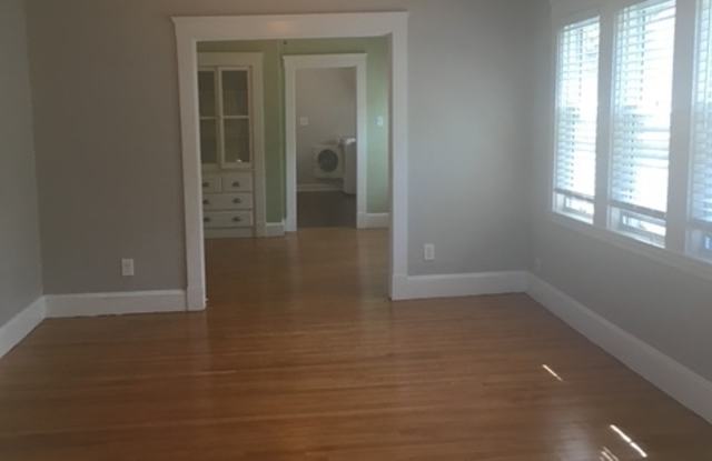 204 Pleasant Street photos photos