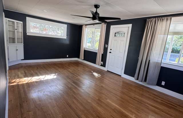 68 West Garfield Avenue Gallery 4