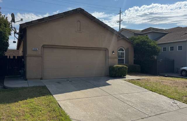Ready to Move? Pet Friendly - 8259 Lauffer Way, Elk Grove, CA 95758