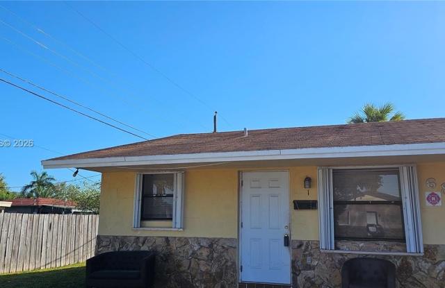 6899 Pembroke Rd photos photos