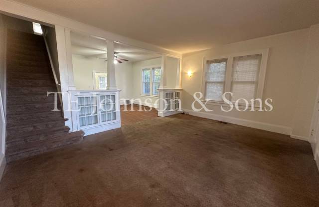 3 Bedroom Townhouse Close to Baptist Hospital  Downtown Winston! - 316 South Sunset Drive, Winston-Salem, NC 27103