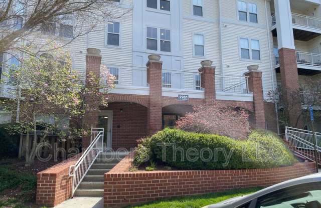 2931 Deer Hollow Way - 2931 Deer Hollow Way, Oakton, VA 22031