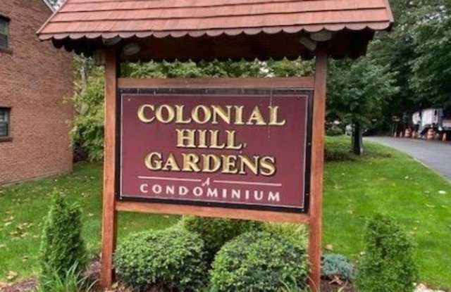 2 Colonial Dr Gallery 1