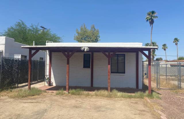 4091 N Fremont Ave photos photos 4091 N Fremont Ave photos photos