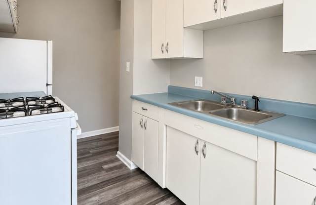 Adorable 2 bed, 1 bath Gallery 1