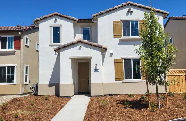 676 Whitewater Way Gallery 1