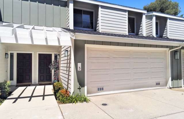 18200 Andrea Circle South - 3 photos photos