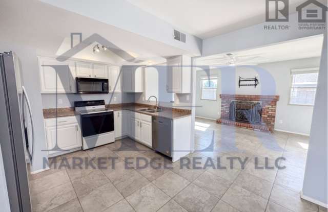 3Bed/2Bath Home at Olive Ave/103rd Ave! Ready for Immediate Move-In! -- RV GATE! NO HOA! - 10421 West Puget Avenue, Peoria, AZ 85345