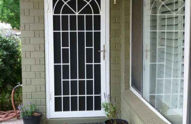 4044 E WHITTON Avenue Gallery 3