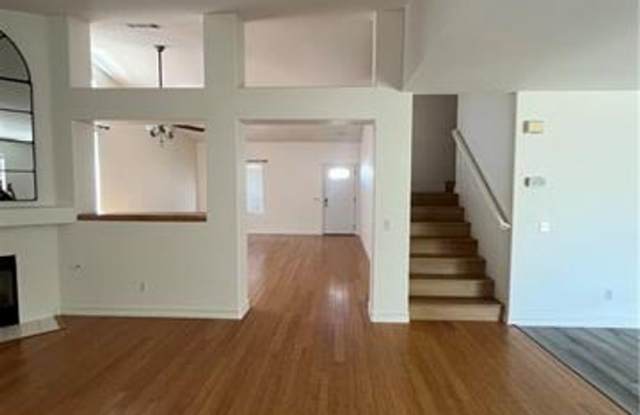 Desirable Temecula Home Gallery 3
