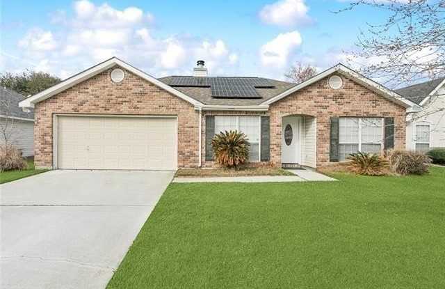 5608 WESLEY Lane - 5608 Wesley Lane, St. Tammany County, LA 70460