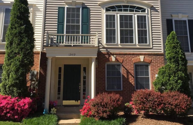 12419 ERICA HILL LN - 12419 Erica Hill Ln, Fair Oaks, VA 22033