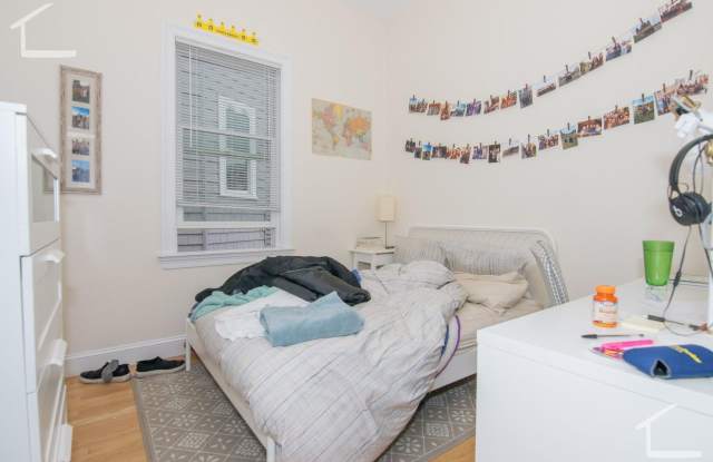 Charming 3 Bedroom-No Broker Fee photos photos
