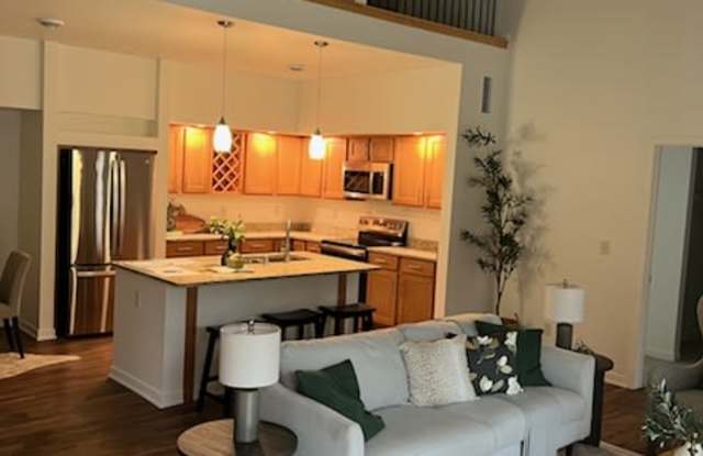 2701 Pond Dr photos photos