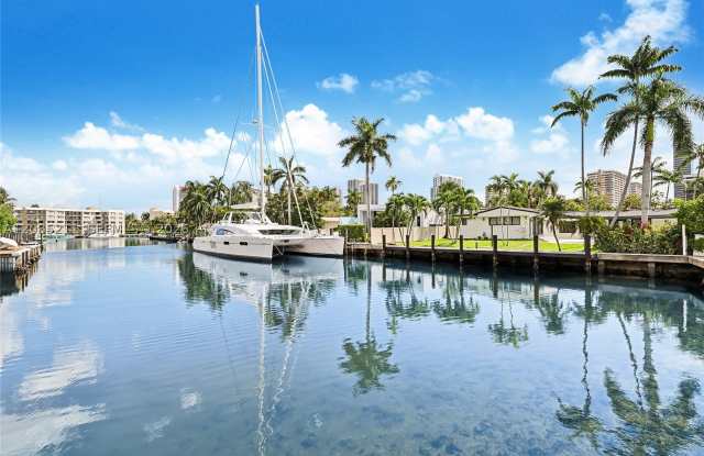 536 Hibiscus Dr Gallery 2