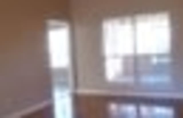 FOR RENT Gallery 3