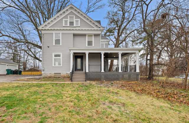2978 Wardall Ave photos photos