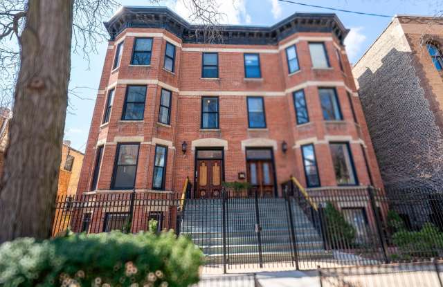 2208 N Sedgwick Street photos photos