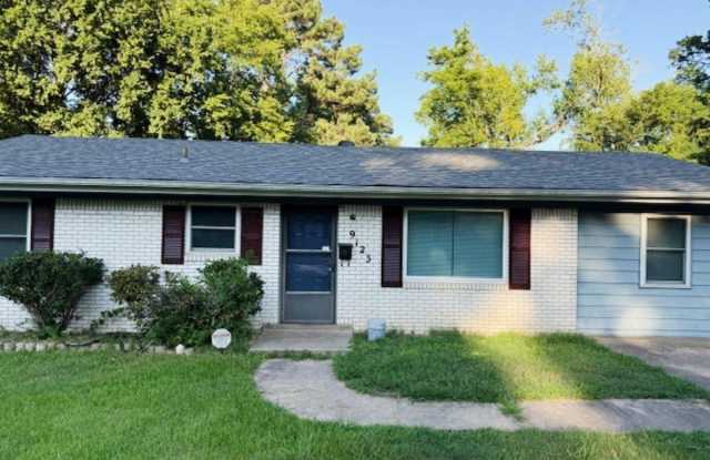9123 Tedburn Circle photos photos