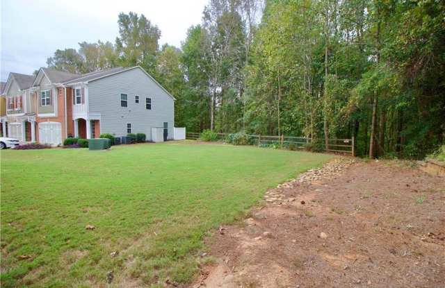 2552 PIERCE BRENNEN CT Court Gallery 3