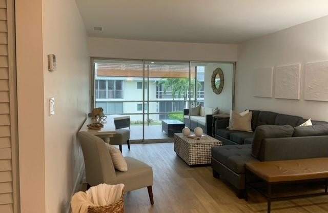 1417 Chesapeake Ave photos photos