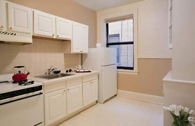 654 Elm Street photos photos