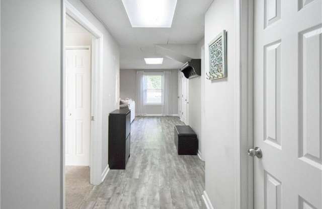 2304 Boardwalk Gallery 3