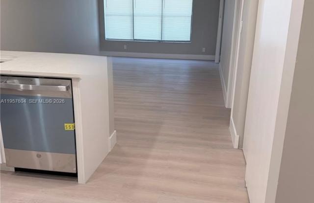 2324 S Cypress Bend Dr photos photos