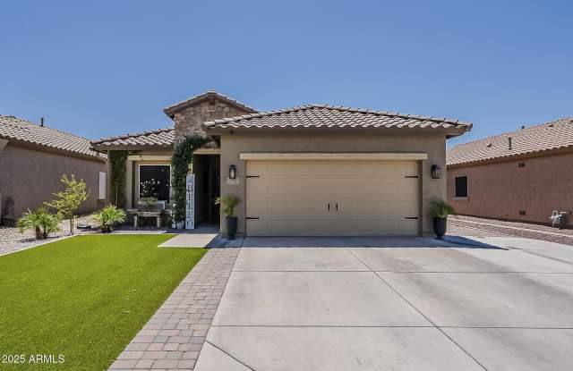 11125 E SUTTER Avenue photos photos