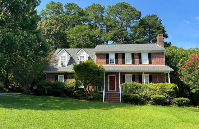 Charming Home in Country Club Hills – Ideal Location  Spacious Living photos photos Charming Home in Country Club Hills – Ideal Location  Spacious Living photos photos