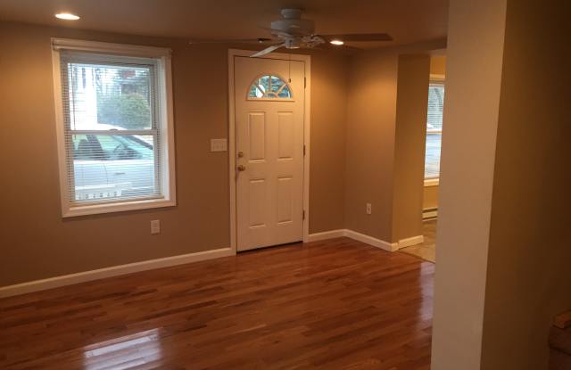 5665 Sullivan Trail Gallery 1