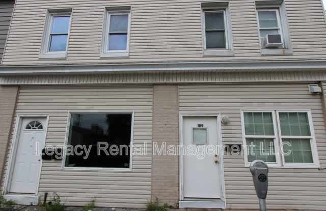 113 A West Blaine Street - 1 photos photos