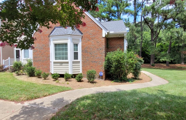 137 Skylark Way photos photos