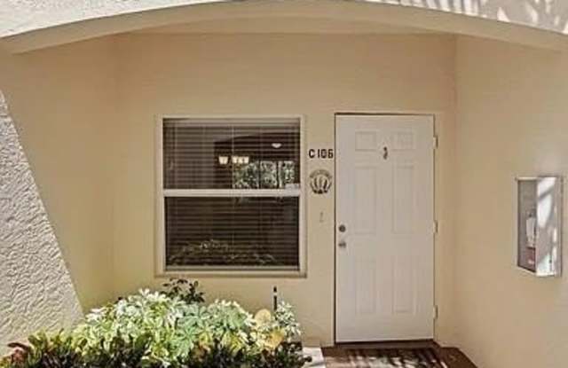 1096 WOODSHIRE Ln Gallery 3