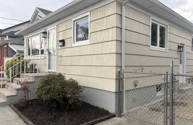527 Willowbrook Road Gallery 4