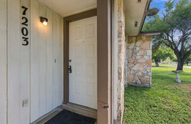 7203 Timbercreek Dr Gallery 3