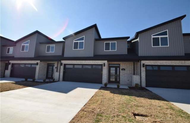 421 Azurite RD photos photos 421 Azurite RD photos photos