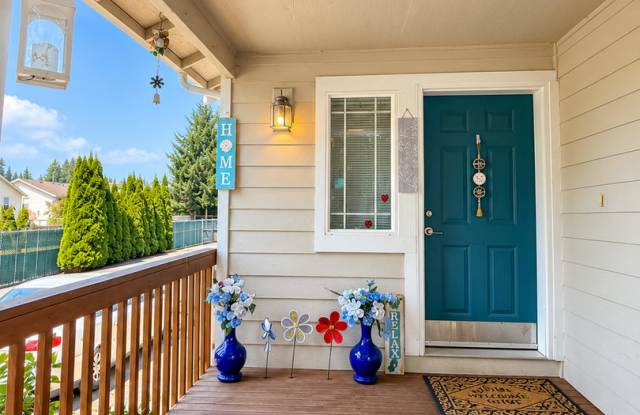 Spacious 4-Bedroom Home in Mill Creek/Bothell Gallery 3