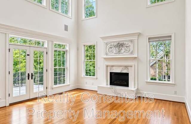 7517 Henson Forest Drive Gallery 3