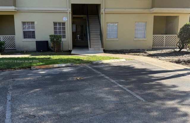 18308 NW 68th Ave photos photos 18308 NW 68th Ave photos photos