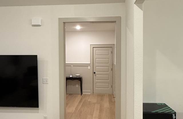4507 Southwest Elderwood Street Gallery 4