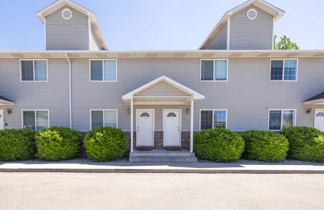 CALL TYE DIRECTLY FOR SHOWINGS AND APPLICATION DETAILS 208-313-6062. 2 Bed -1.5 Bath townhome in Idaho Falls with 2 stall garage Gallery 1