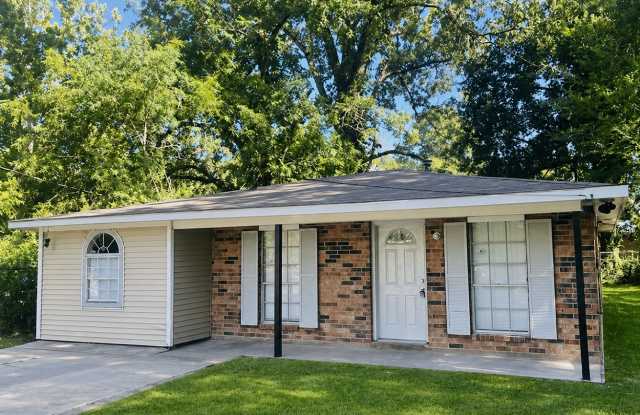 2852 69th Avenue (3 Bed/1.5 Bath) photos photos