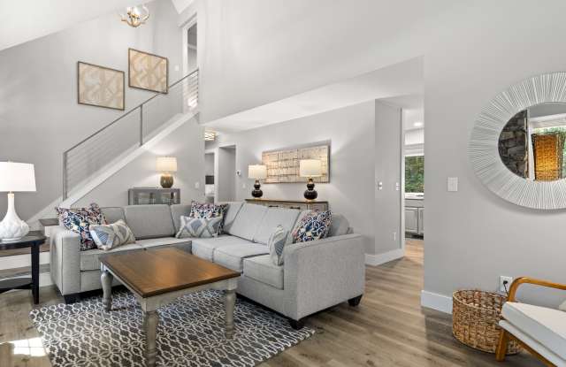 28 Turnberry Dr photos photos