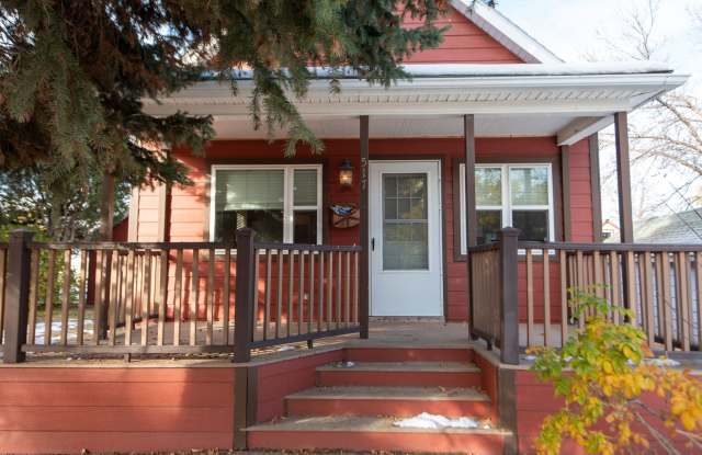 Downtown 2 bed 1 bathroom home - 517 North Bozeman Avenue, Bozeman, MT 59715