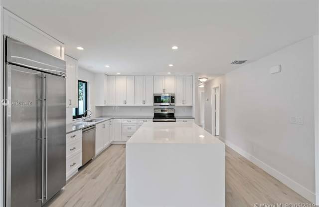 2539 Wabash Drive - 2539 Wabash Drive, North Palm Beach, FL 33410