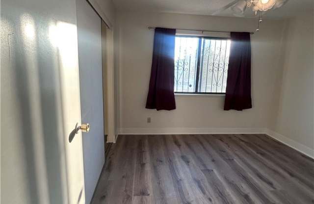 5409 Aston Avenue Gallery 3