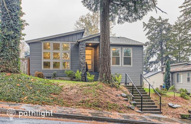 951 Northwest Towle Avenue - 951 Northwest Towle Avenue, Gresham, OR 97030