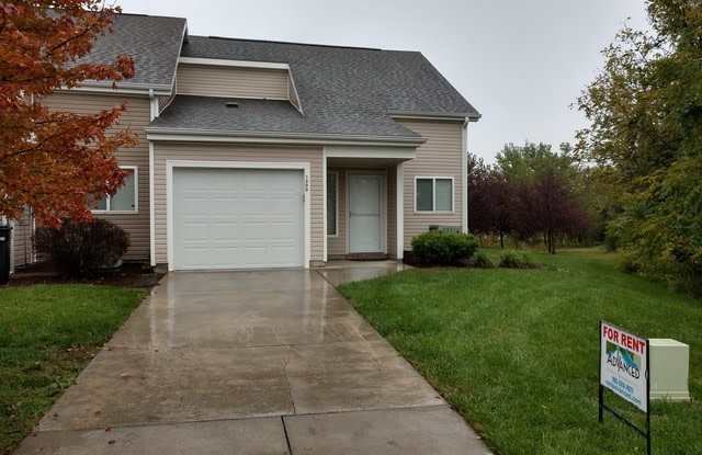 Large 3 Bedroom 2 Bath end unit townhome on West Side! - 1200 Christy Drive, Manhattan, KS 66503