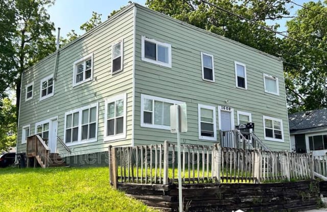 1604 16th St - 1604 16th Street, Des Moines, IA 50314